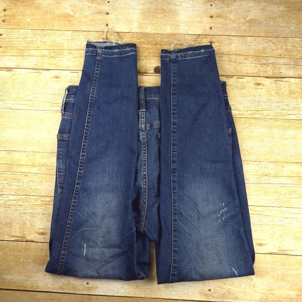 Madewell Women's Blue Jeans - Picture 4 of 7